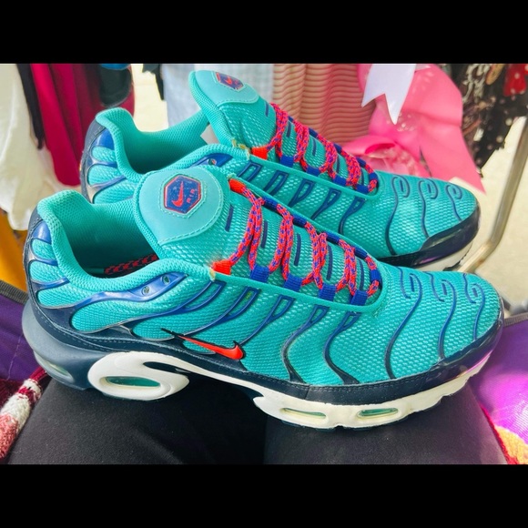 Nike Air Max Plus Discover You Air - Picture 4 of 7